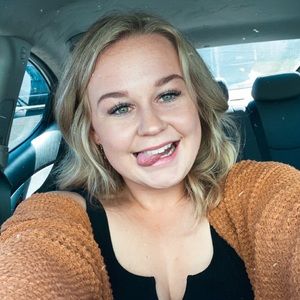 Meet your Posher, Samantha